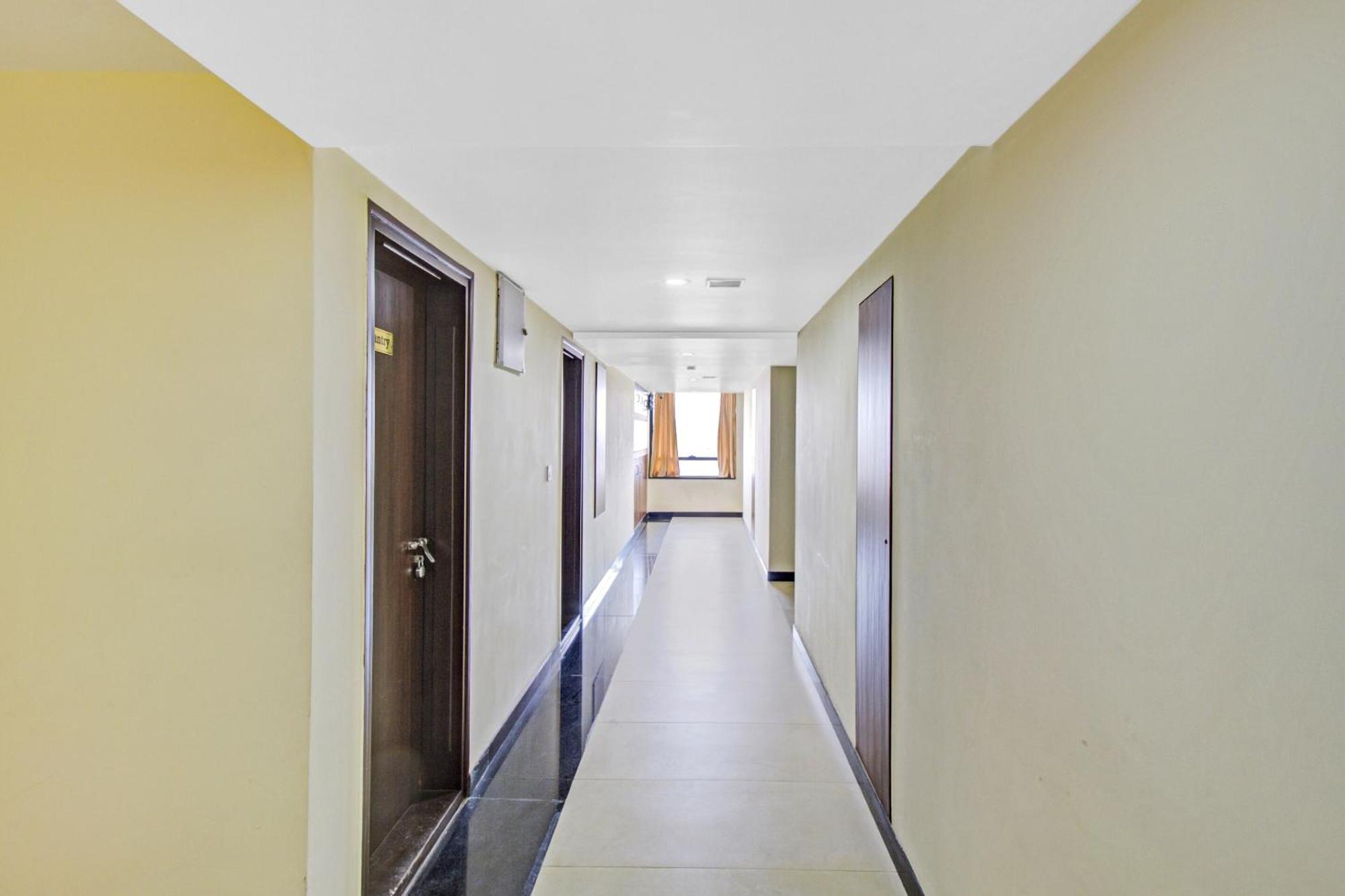 Collection O Venky"S Stay Inn Udupi Exteriör bild